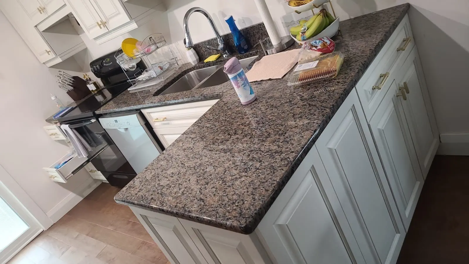 Kitchen Makeover — before